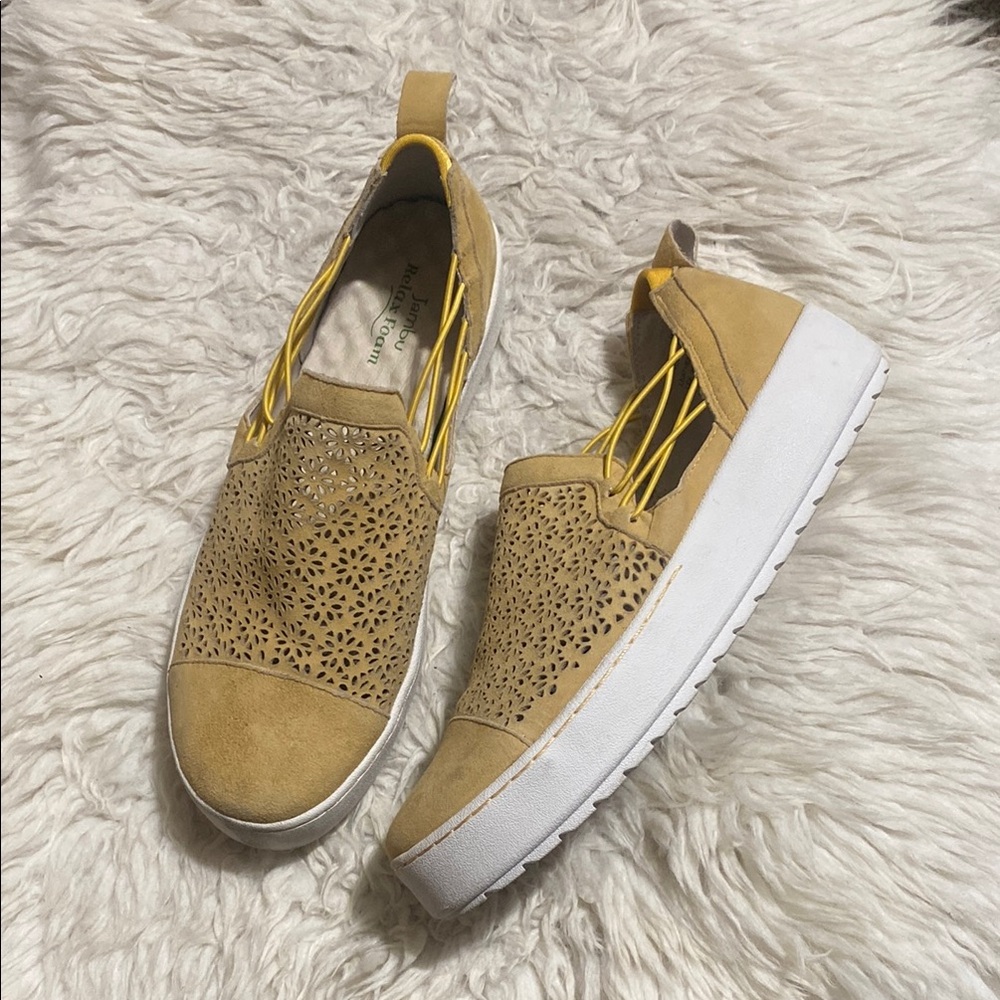 Jambu Women's Yellow Erin Casual‎ Slip-Ons Size 10 M